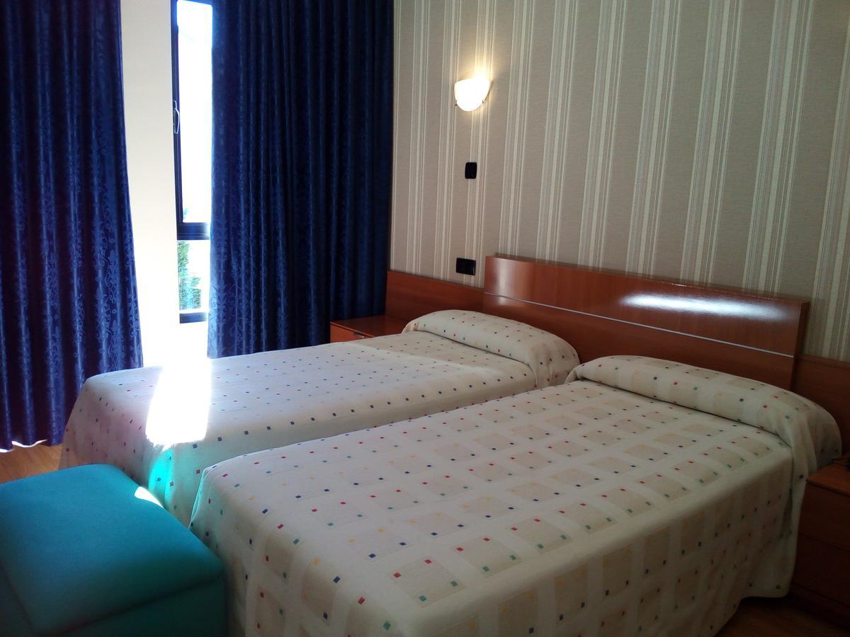 Motel Acropolis Camponaraya Eksteriør billede